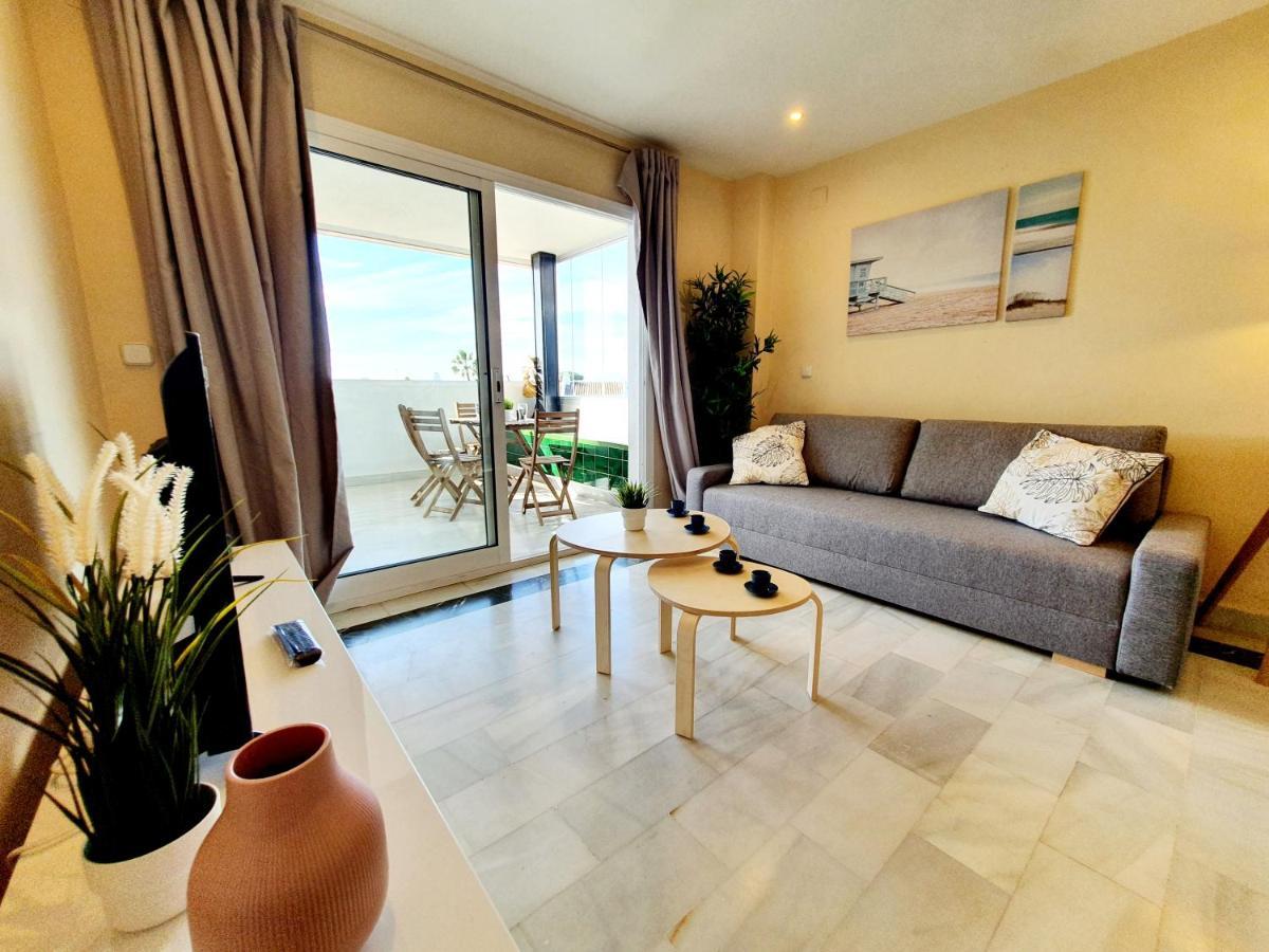 Cozy Apartment On The Beach Sitio de Calahonda Eksteriør billede
